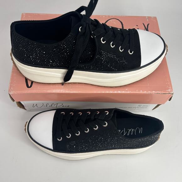 NEW Wild Pair Black Rhinestone Platform Sneakers Size 12 Lace Up Flats NWT - Picture 4 of 10